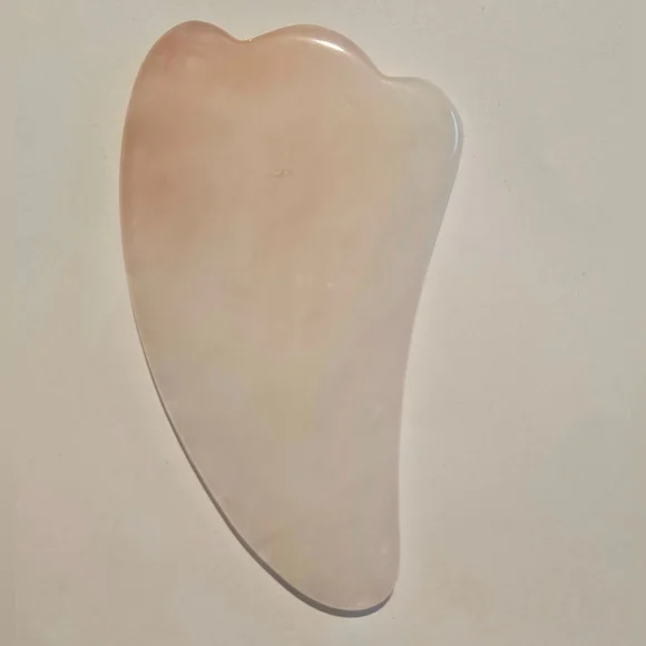 NWT Gua Sha Pink Quartz Facial Tool Massage - Picture 8 of 11
